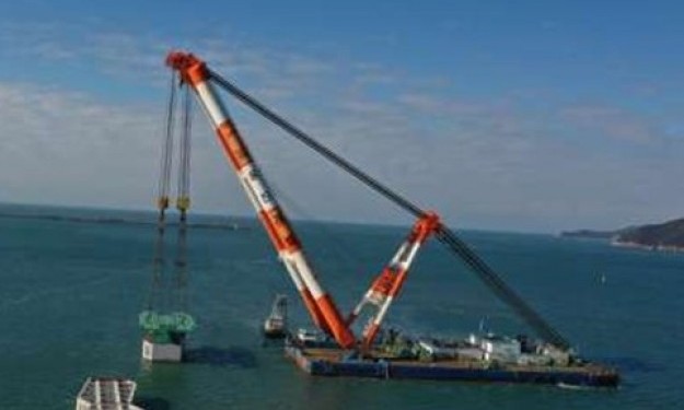 WOONGJIN FC-3000  – 80 JPN BLT/ 95.4M LOA/ 3K TLC/ FLOATING CRANE BARGE - KOREA