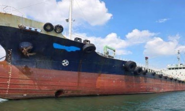 SAMJIN NO.1 – 1995 JPN BLT / 2062 DWT / 2246 CBM / EPOXY / PROD BUNKER TANKER - KRS