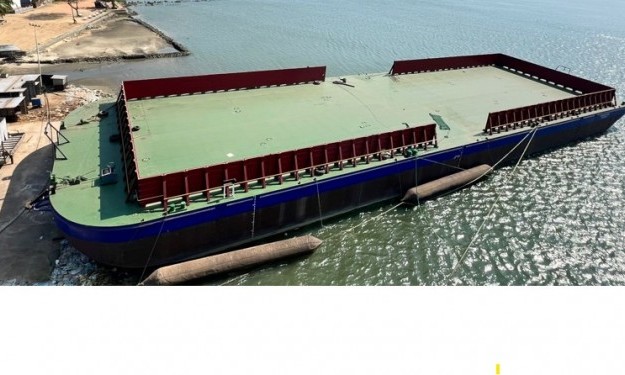 NA-BR003 – 2026 BLT/ 9000 DWT/ FLAT TOP BARGE -  WEST COAST INDIA